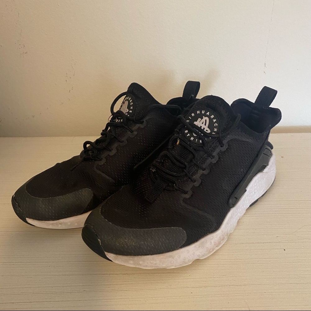 Nike huarache sneakers